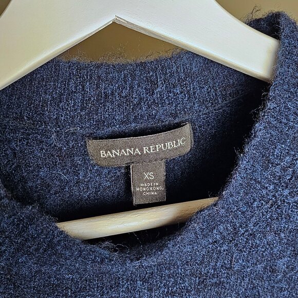 Banana Republic Wool Blend Aire Crew Neck Sweater - Picture 5 of 6
